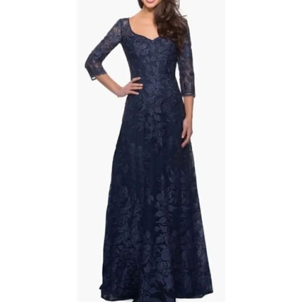 LA FEMME FLORAL EMBROIDERED MESH A-LINE GOWN in Navy NWOT Sz 6